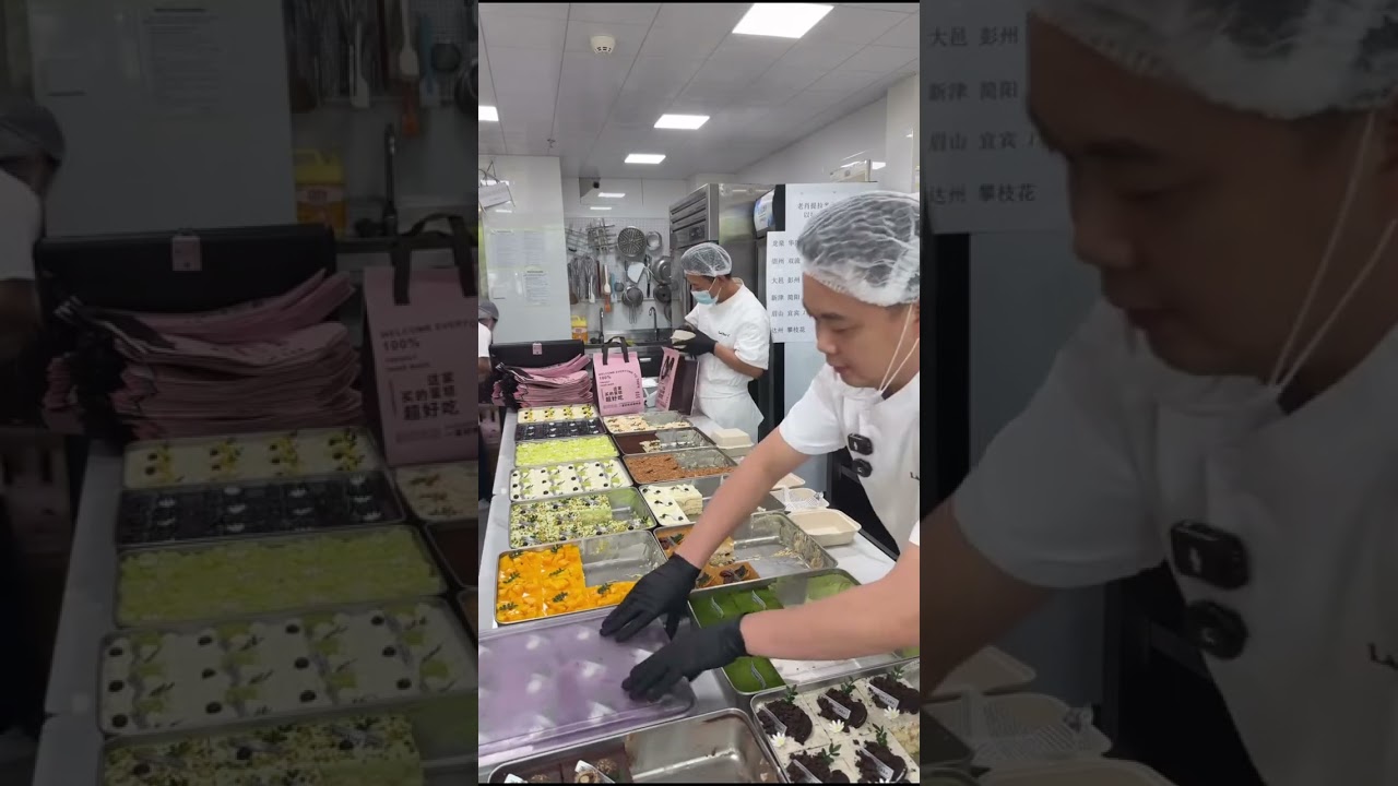 Challenge: Sell Out 300 Tiramisu in 2 Hours!