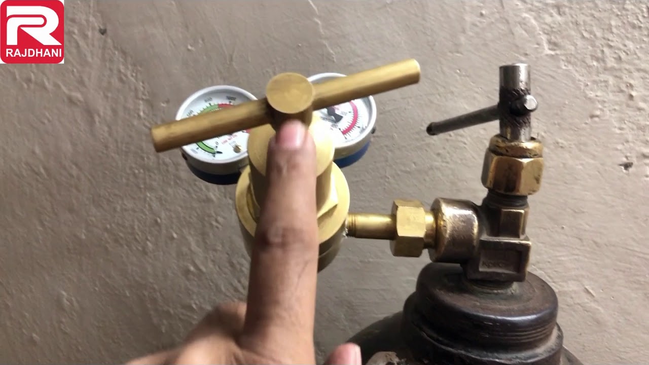 How to fill Oxygen in Bomb of Bomb Calorimeter