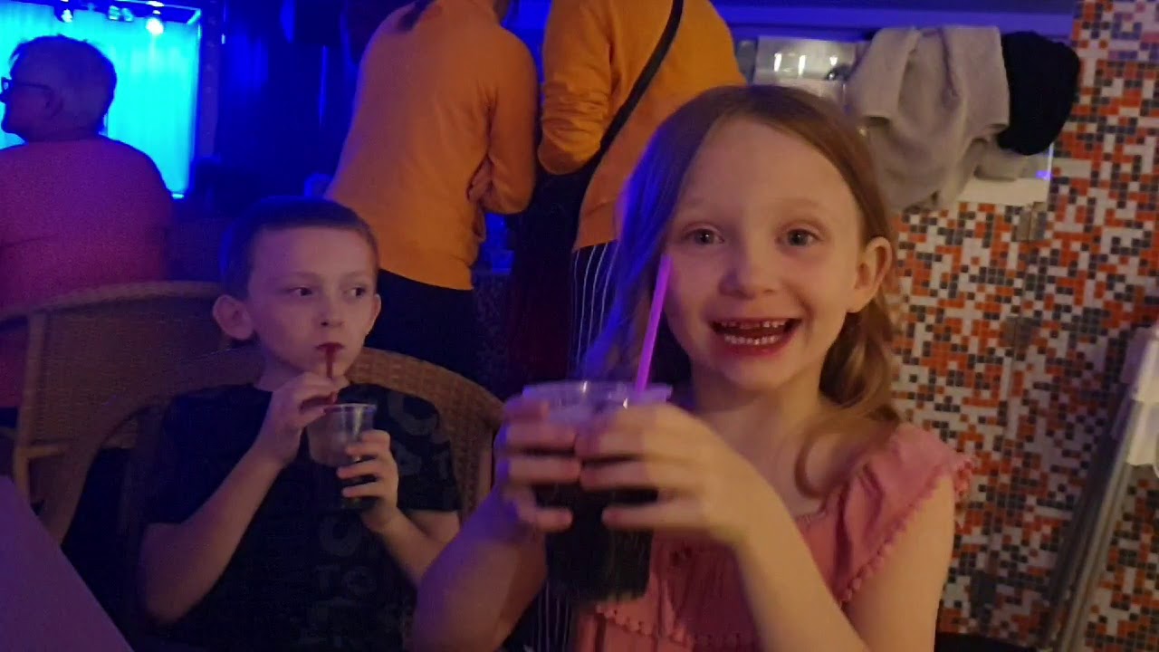 CALA BONA SUNWING HOTEL NIGHT TIME ENTERTAINMENT APRIL 2019