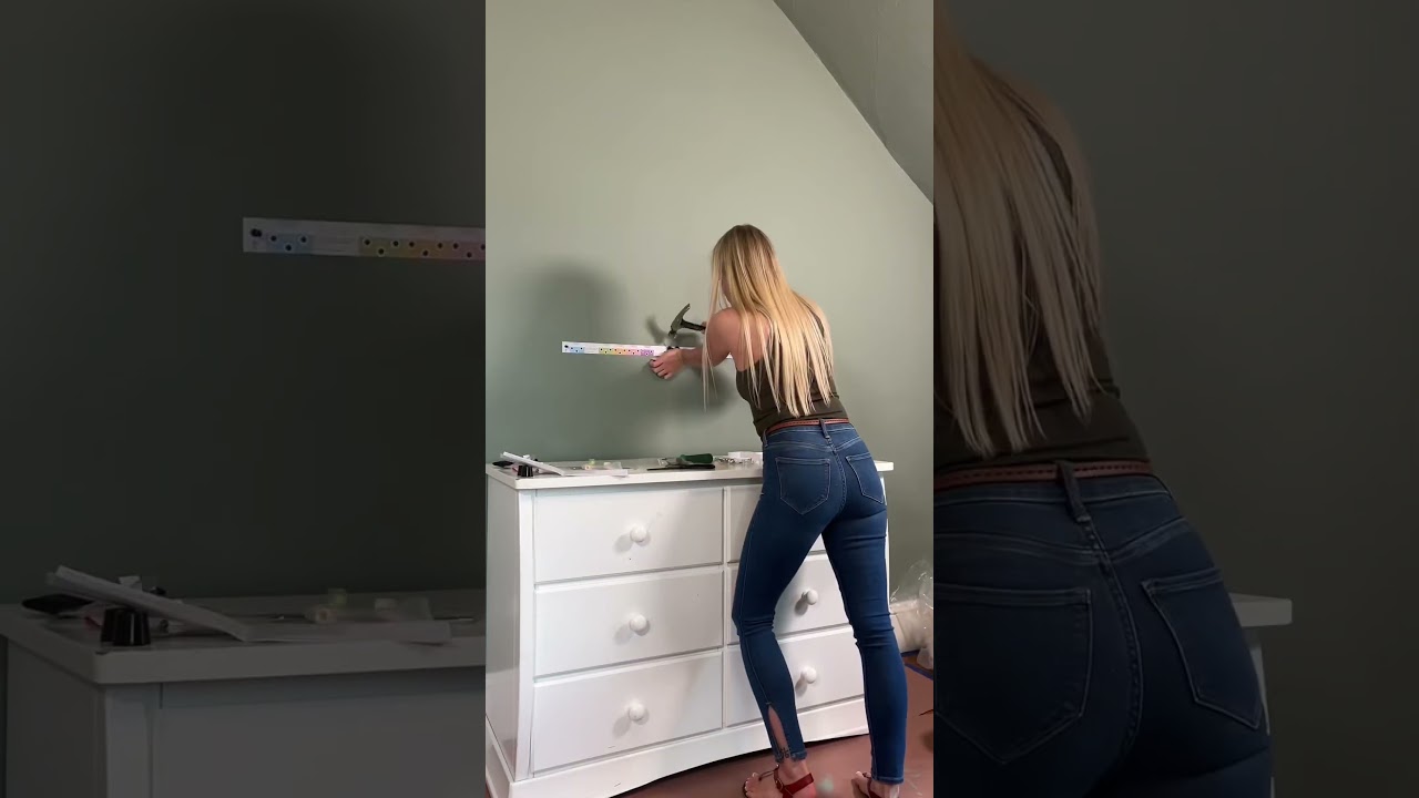 📺How To Install the No Stud DIY TV Mount📺