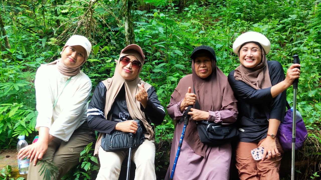 Situ CIMEUHMAL hiking keluarga , lanjut makan siang ka PABINIHAN BANJARAN 