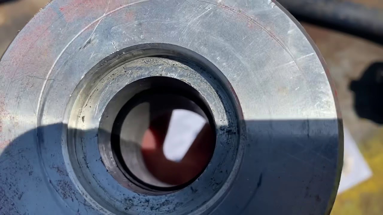 How to rebuild Ditch witch hydraulic cylinder part 2