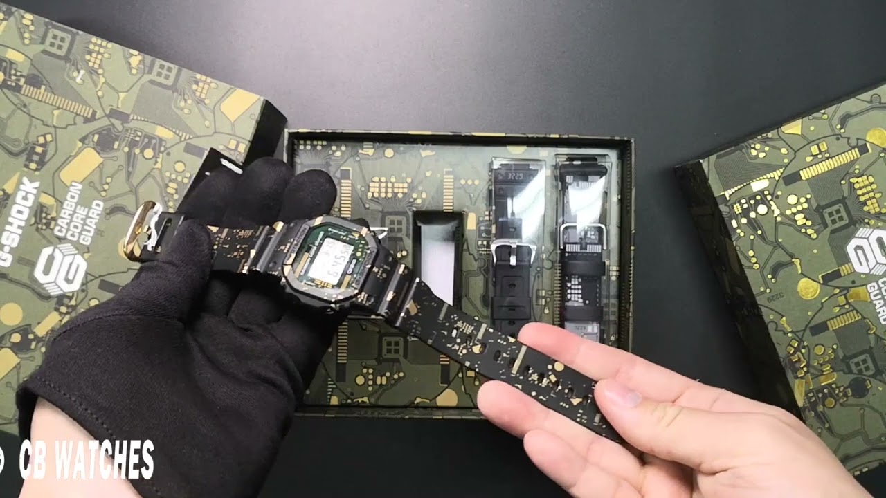 UNBOXING G-SHOCK DWE-5600CC-3 B Carbon Core