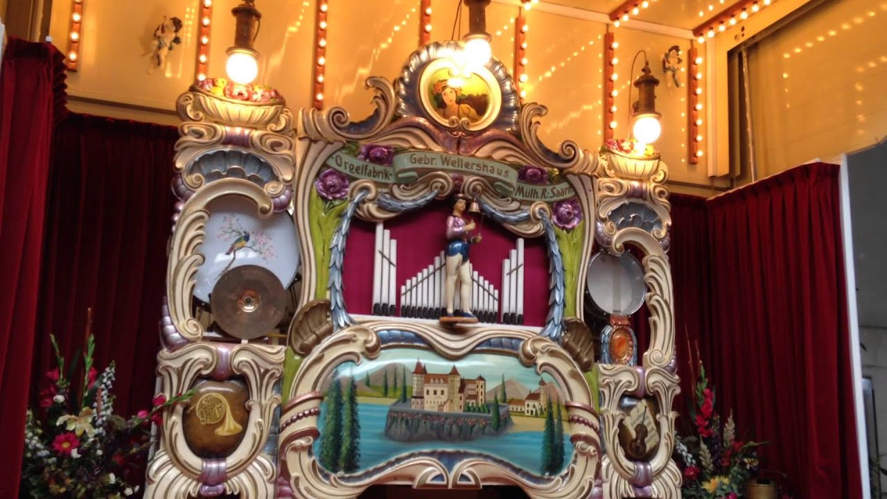 Gebr. Wellershaus Kirmesorgel spielt 