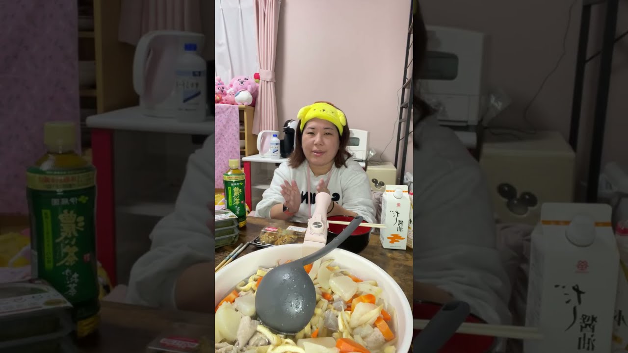 【夕飯ライブ】もつ煮込み、豆腐ハンバーグ