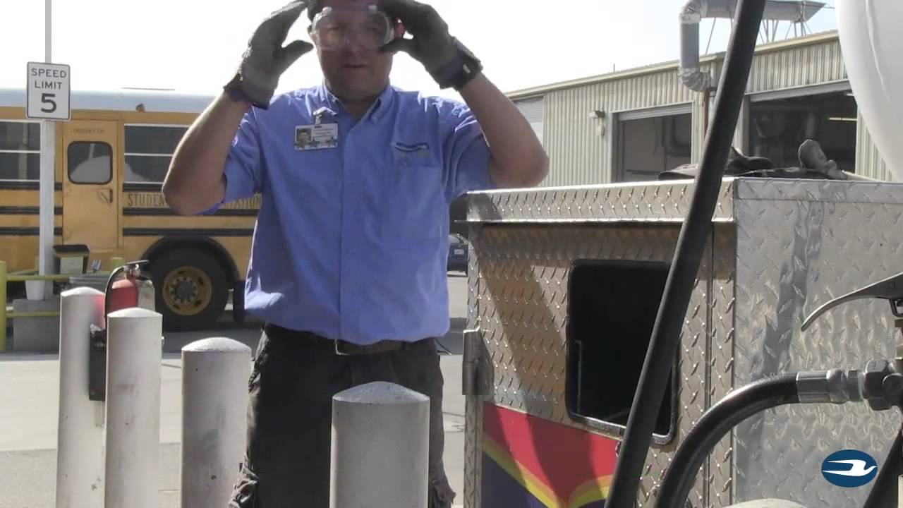 How to Fuel a Propane Autogas Bus
