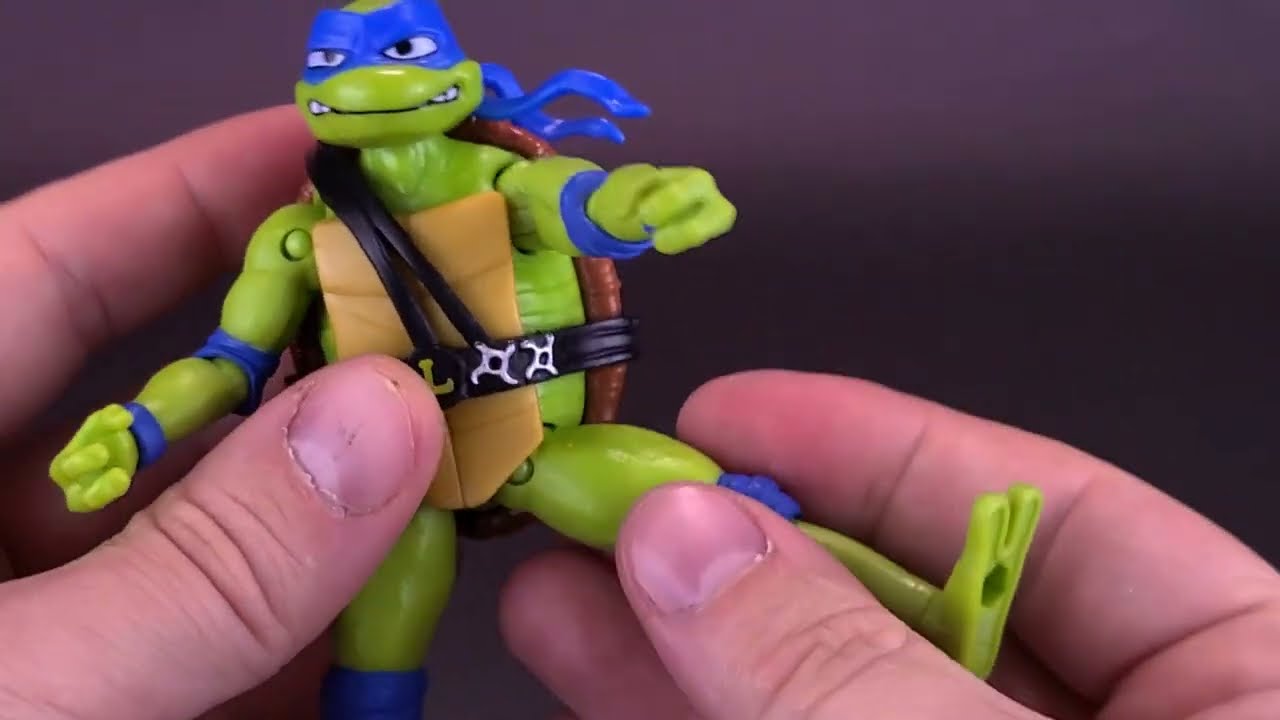 Playmates Toys Teenage Mutant Ninja Turtles Mutant Mayhem Leonardo