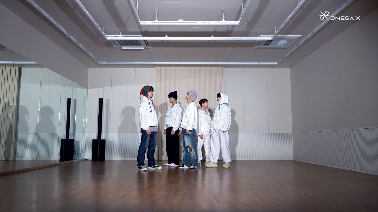 OMEGA X (오메가엑스) | &lsquo;NewJeans - Ditto&rsquo; Dance Cover Practice