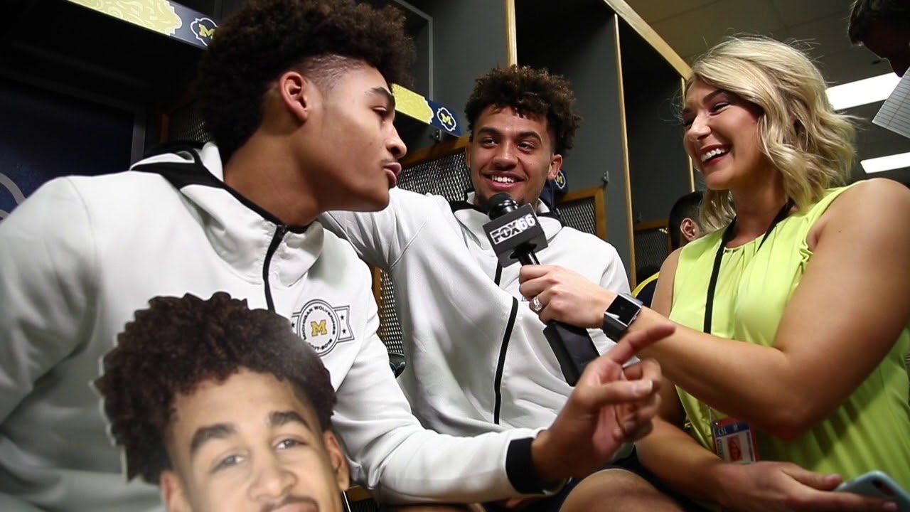 Jordan Poole and Isaiah Livers play 