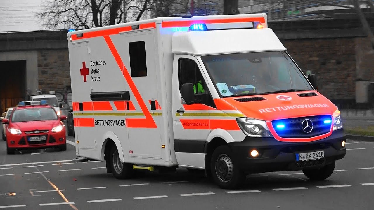 RTW Johanniter + RTW DRK K&ouml;ln