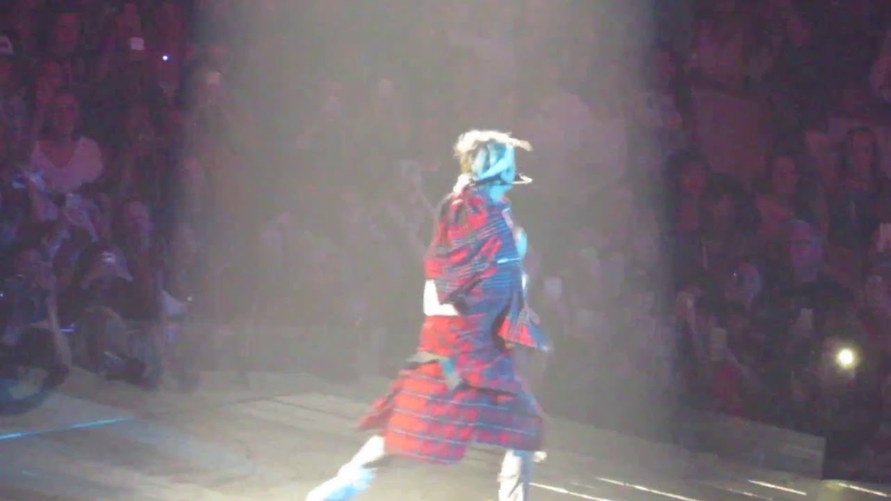 Justin Bieber- 