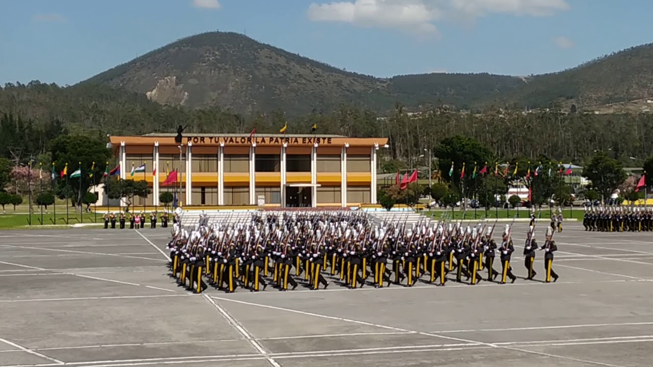 ESMIL. Entrega de armas Promoción 123 4 de 4