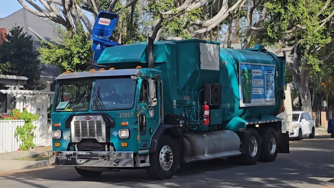LA City Pete 520 Amrep Collecting Recycle - 37057