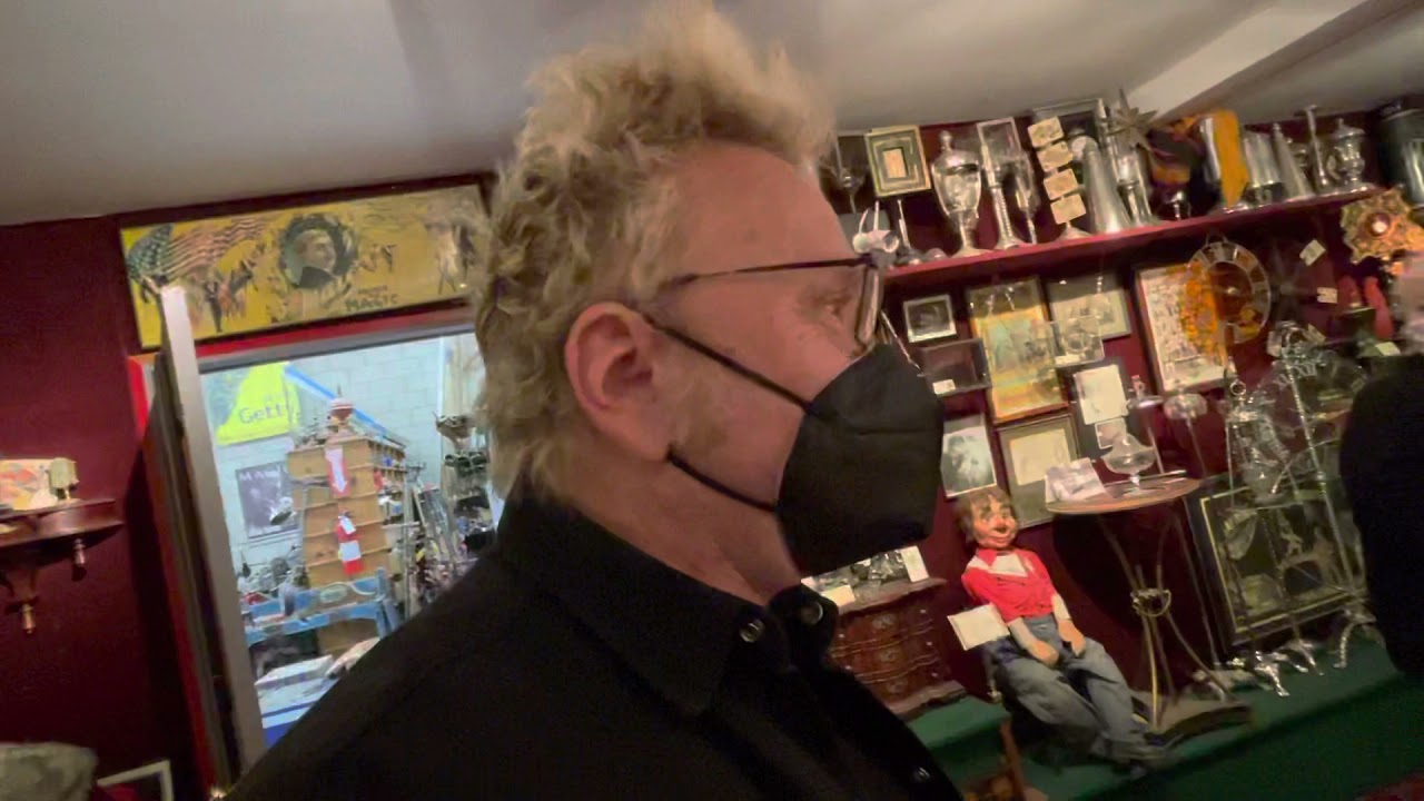 John Gaughan is the greatest builder of Magic and automata restoration. This is his shop tour