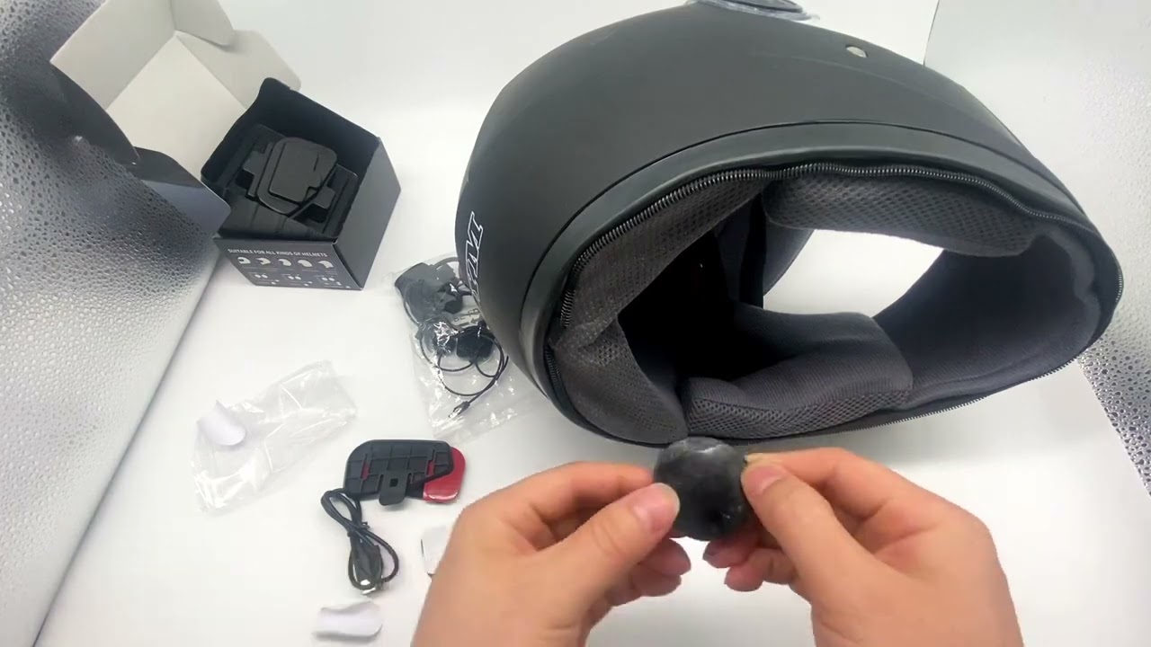 JZAQ Q58 Helmet Bluetooth Headphone Installation Video
