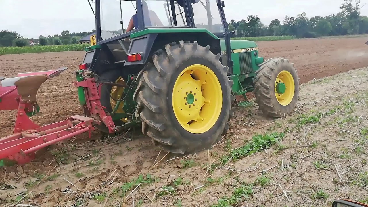 Akcja orka na dwa zestawy John Deere 2040 /Case 956XL Turbo