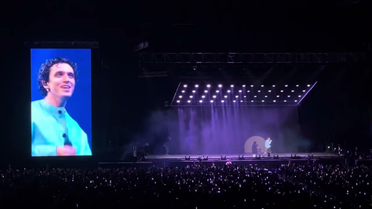 230829 lauv - Love u Like that