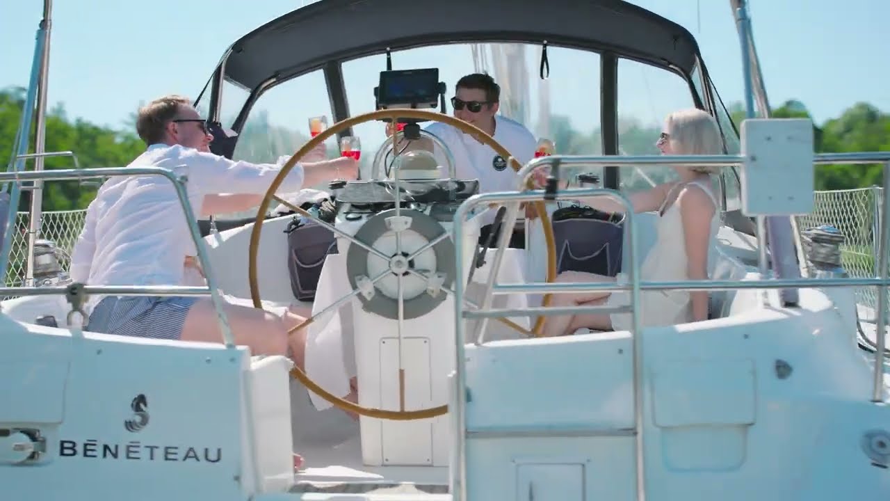 PRIVATE MOTORBOAT & SAILBOAT CHARTER IN STOCKHOLM