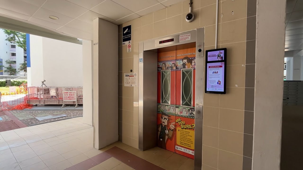 [Rivervale] Blk 123 Lift A - Mitsubishi