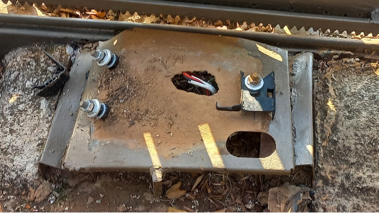 Установка двигателя для откатных ворот Centurion D6 Smart в Рудекранс Рудепоорт от Smart Gates