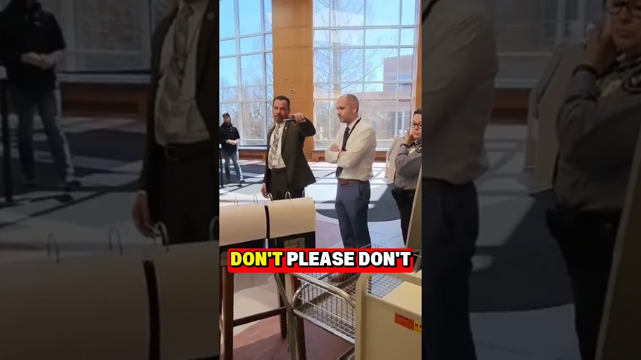 Невежественные сотрудники не знают, что является публичным!