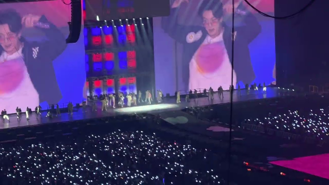 220416 BTS - 'Idol' FANCAM PTD on stage Las Vegas Day 4 (4K)