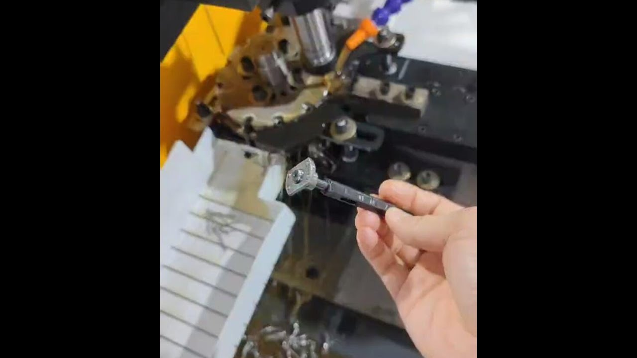 Double spindles tri servo motors automobile T sleeve nut thread tapping machine