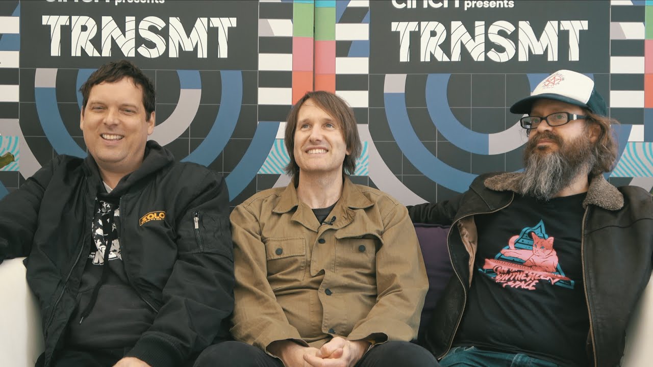 ASH // INTERVIEW WITH VINTAGE SOCIETY