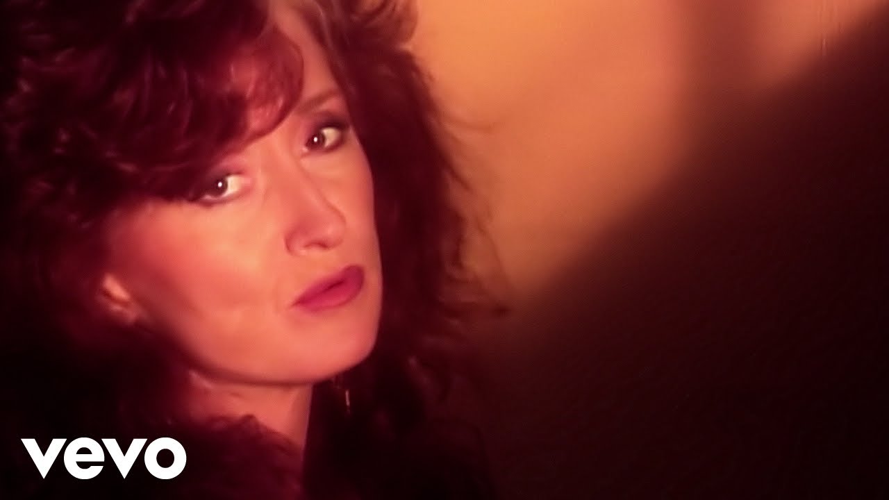 Bonnie Raitt - Have A Heart
