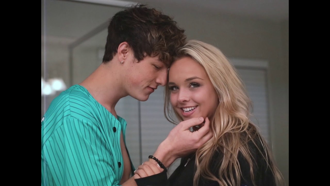 Kylee Renee - Tangled (Official Music Video)