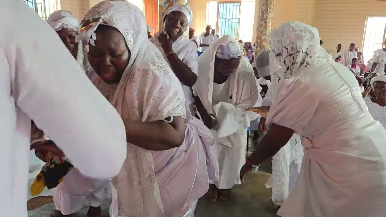 AWURADE WU MUA BIRIBIA BEYE YIE ==The Singers== call Prophet 0548271610