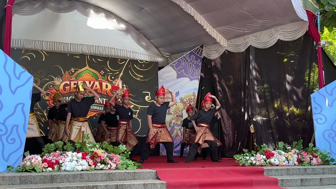 Tari Patampasu [Sulawesi Tengah] | Inagurasi Santri Kelas 5 SD