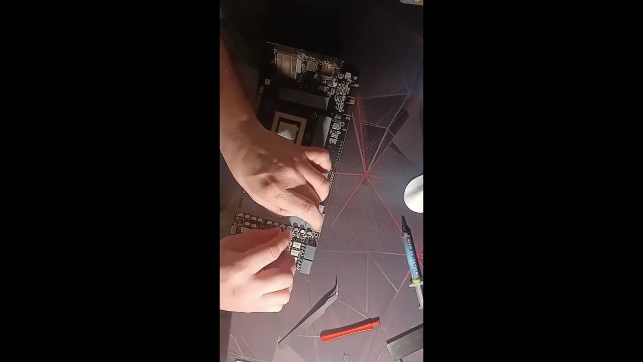 ZOTAC GTX 1080 TI AMP Extreme Core Edition Wymiana Termopad&oacute;w, Pasty Termoprzewodzącej. Zd backplata