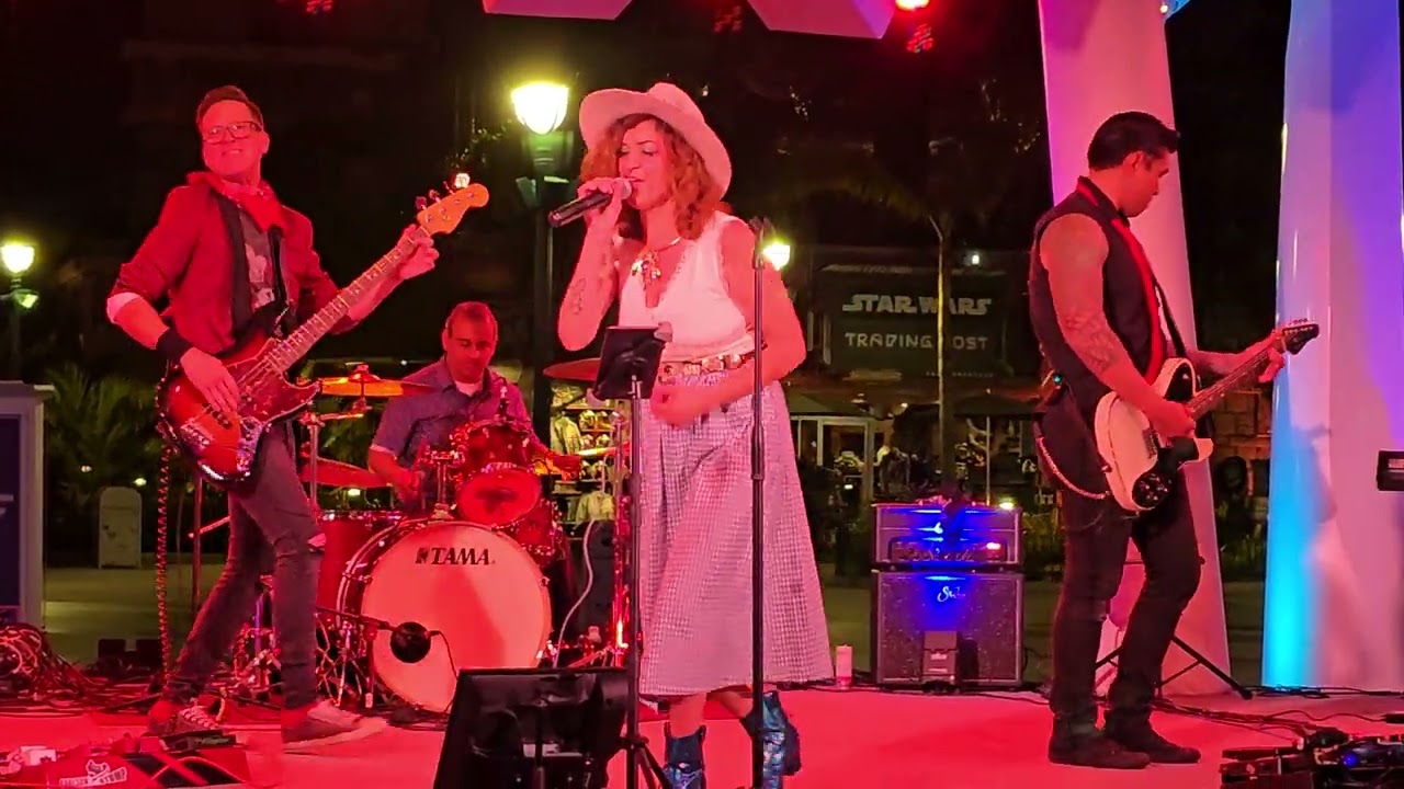 Wild Card - Don't Stop Belivin' - Downtown Disneyland