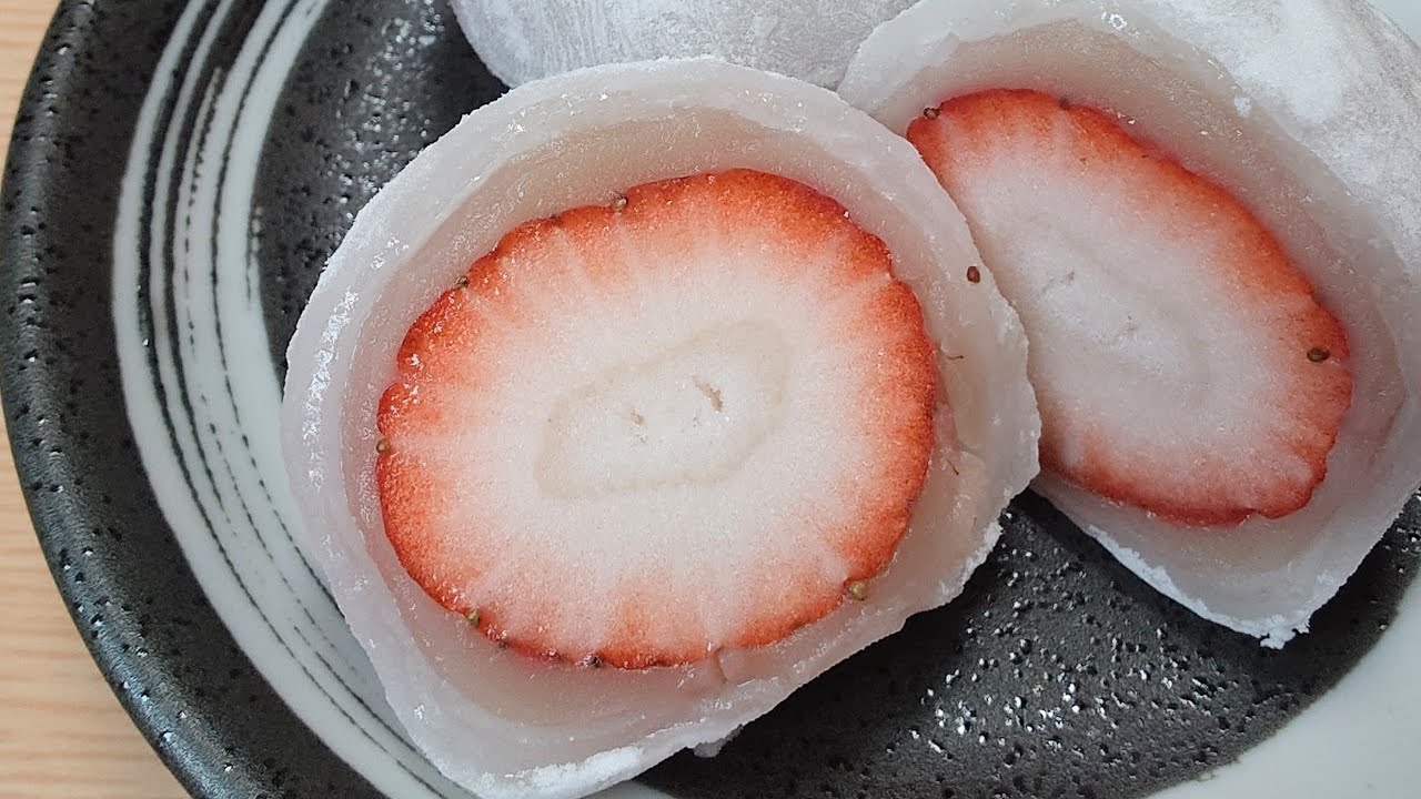 黙々といちご大福作り