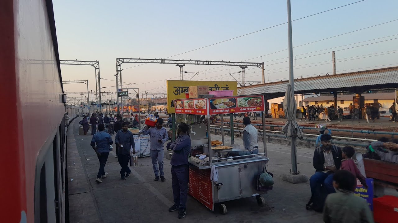 12715 On Board ( Hazur Shaib__Amritsar) Sachkand Express Departing From Ambala Cantt Railway statin 