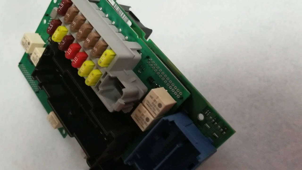Fiat 500 body control module (BCM) pt3