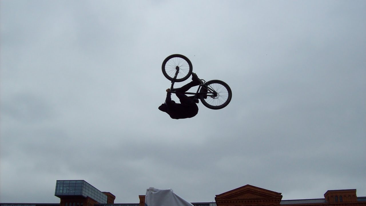 11-lecie Manufaktury Ł&oacute;dź Rowerowe Love BMX Extreme