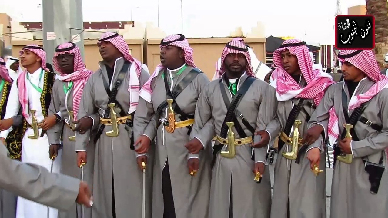 مشاركة فرقة حائل بالجنادرية 1438 مقابل المزرعة القديمة عدسة موسى الشهري
