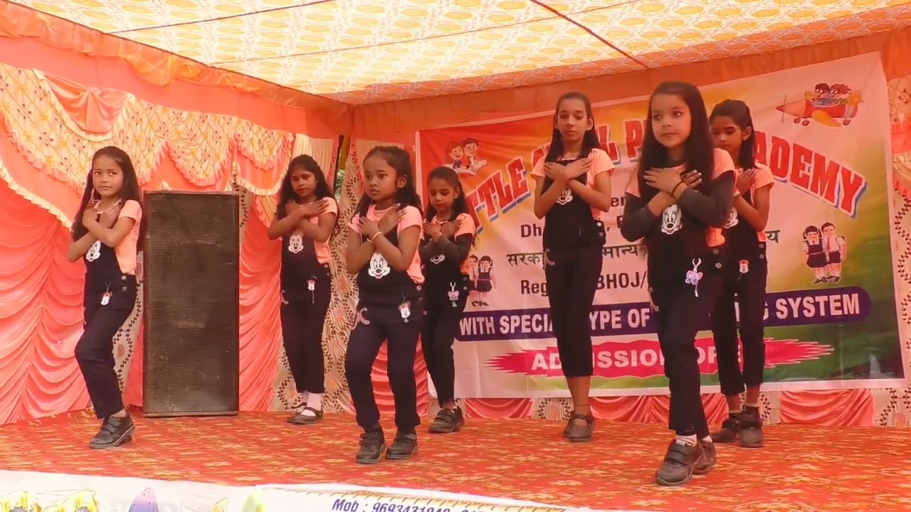 Papa mere papa best dance by Little Angel school #