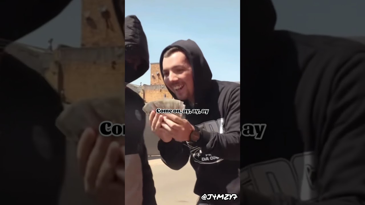 Beavo Gets Robbed Because He Was Flexing Money💵 #beavo #money #robbed #fyp #trending #viral