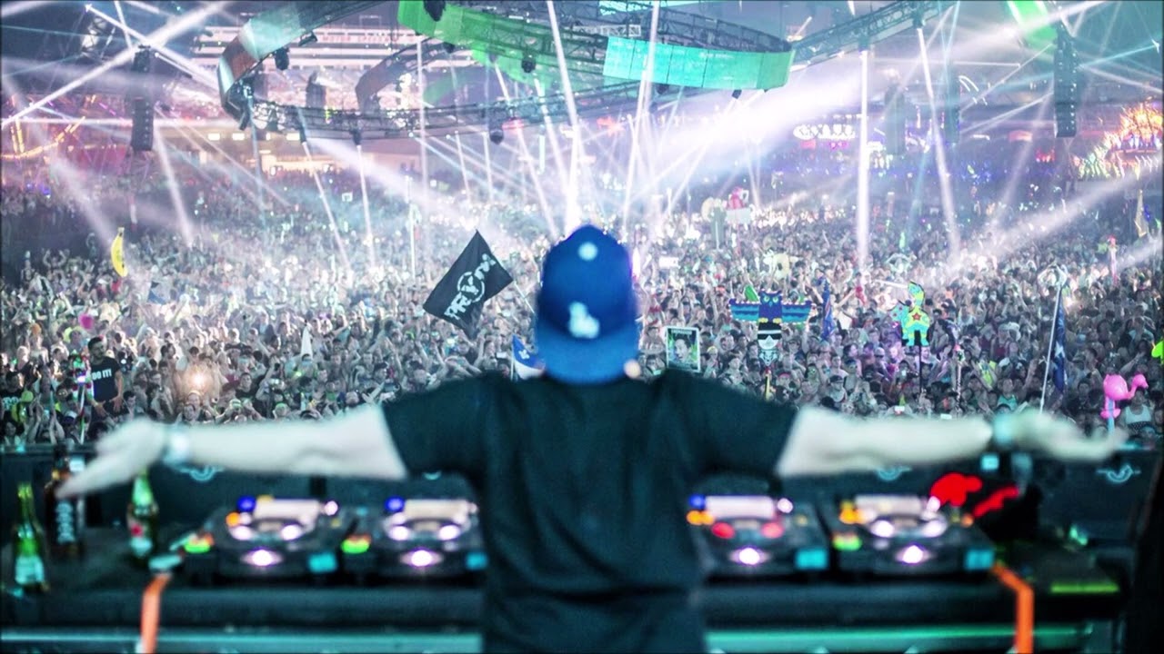 Pryda - I See Beautiful (Coachella ID) (Reconstruction)