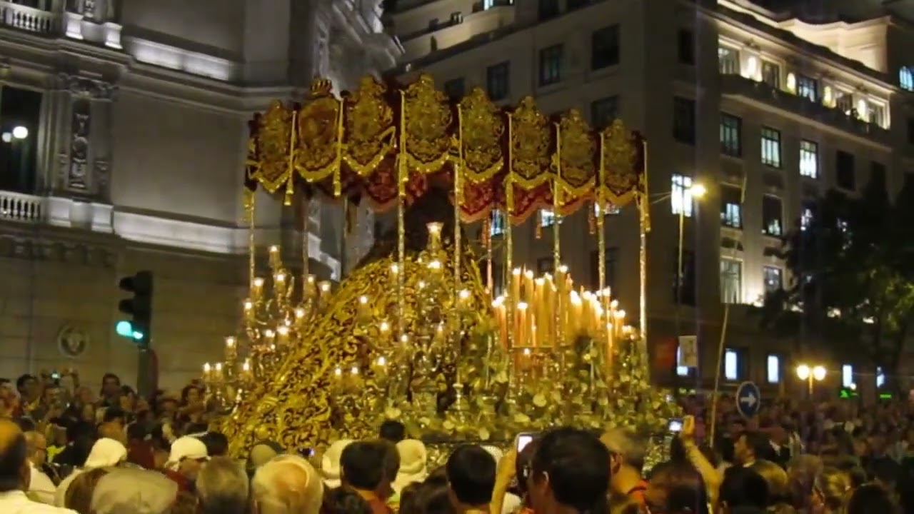 Virgen de Regla Via Crucis JMJ Madrid 2011 - c/Alcalá