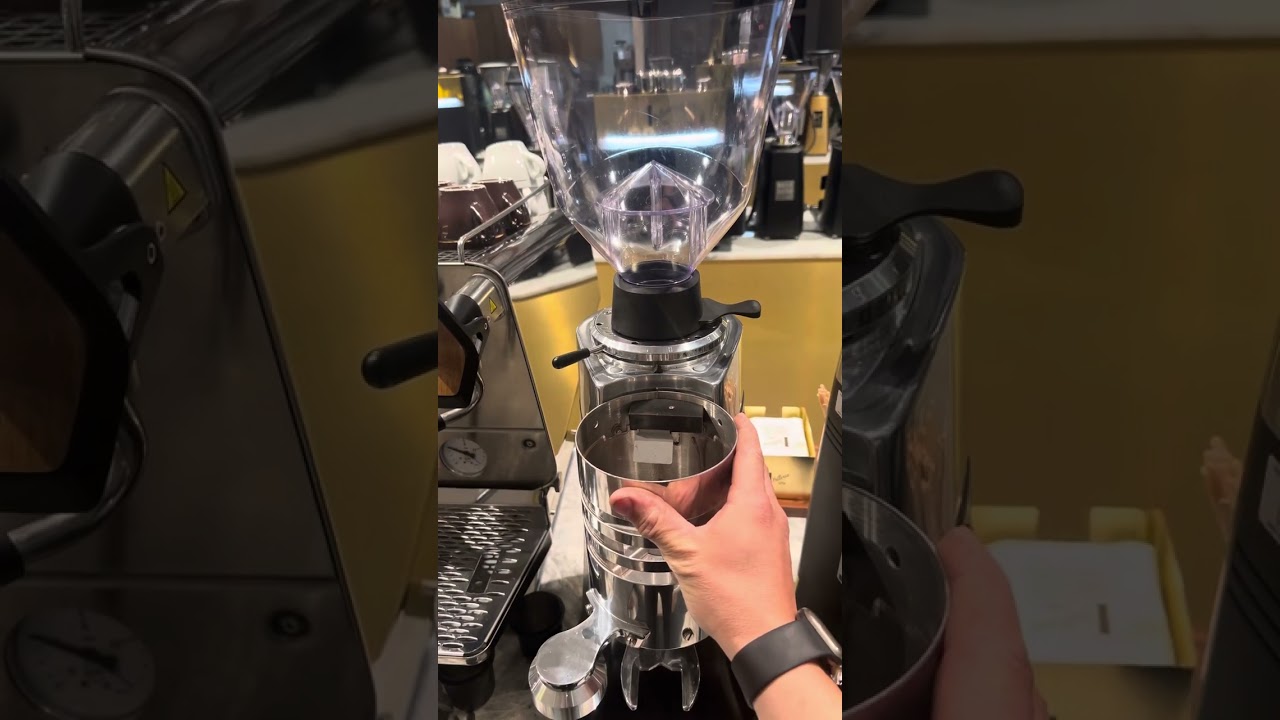 Adjust fine or coarse mazzer grinder