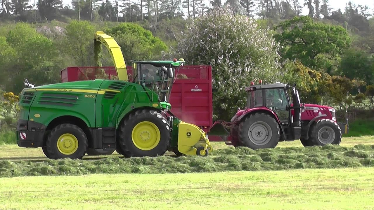 Silage 2015 - John Deere 8600 Forage Harvester