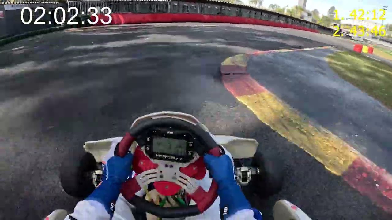 Batendo 120km/h num Kart Shifter (motor Kz9) com câmbio borboleta no Kartódromo da Aldeia da serra
