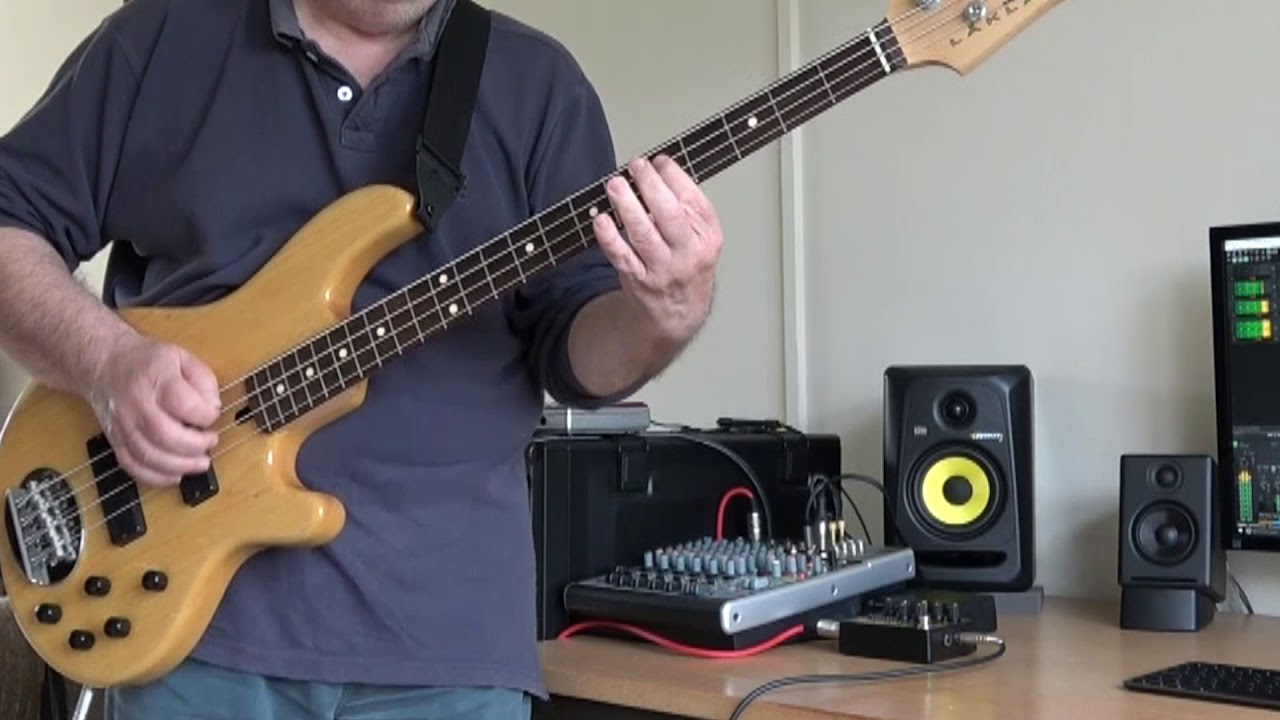 Jane Wiedlin - Rush Hour (Bass Cover)