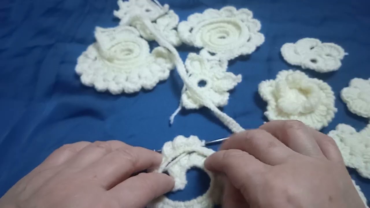 МК Рачий шаг пышными столбиками на бурдоне. На английском языке. 