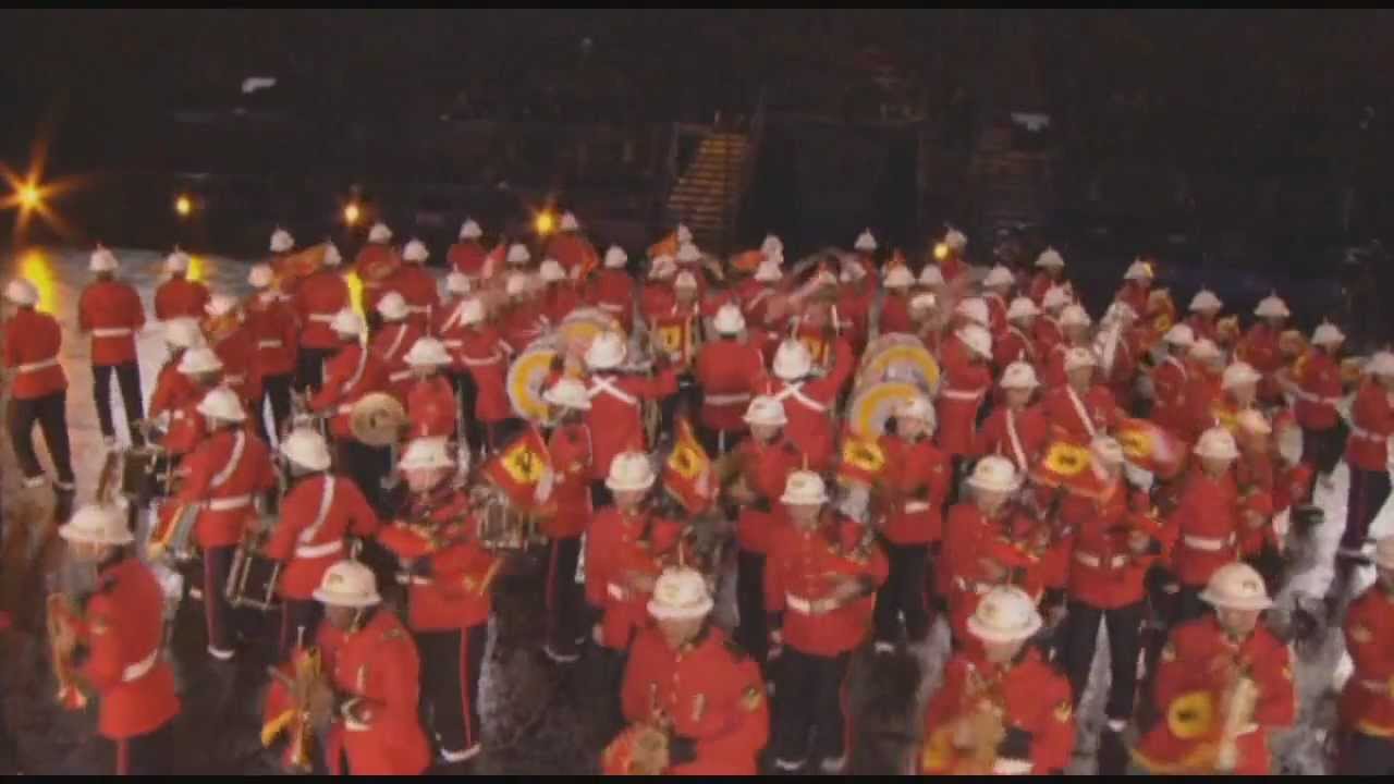 Banda Marcial do Corpo de Fuzileiros Navais no The Royal Edinburgh Military Tattoo 2011