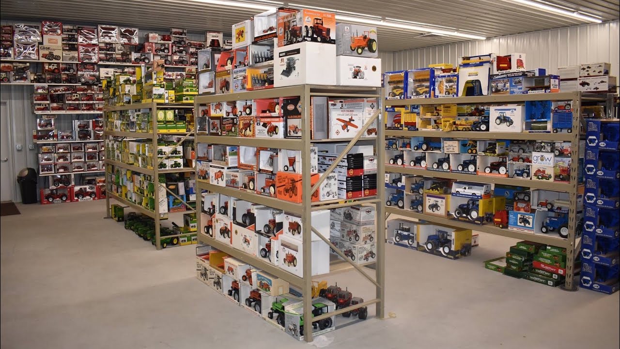 World’s Largest Farm Toy Store - Dalton’s Farm Toys